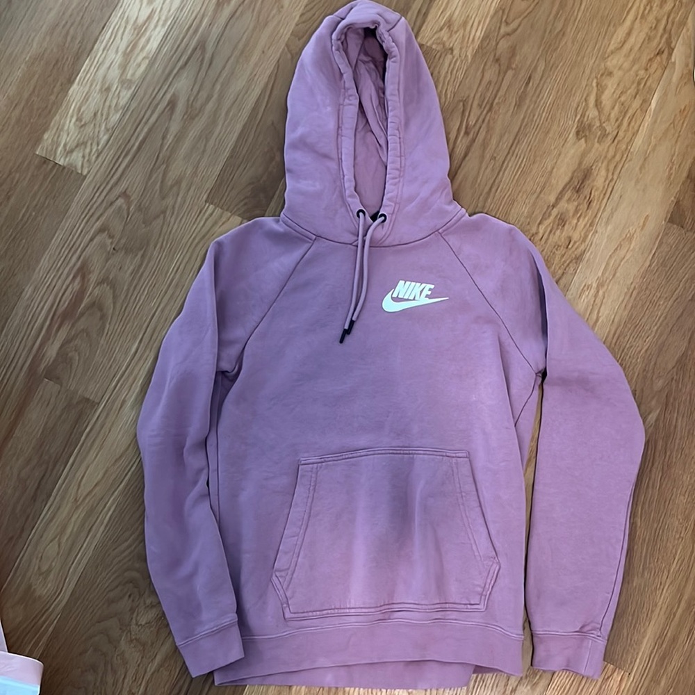 Pink women’s Nike hoodie size xs